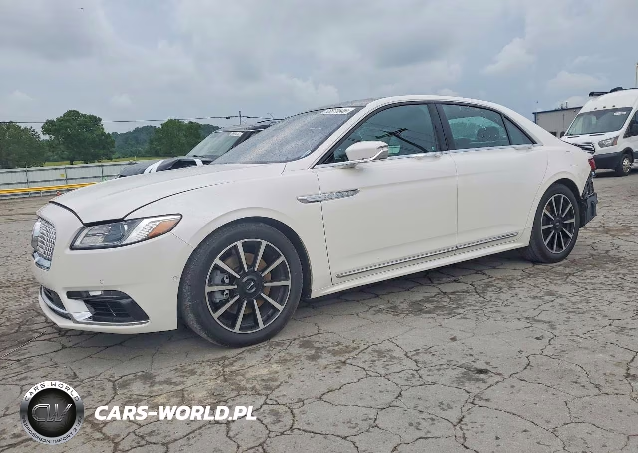 2018 Lincoln Continental Reserve