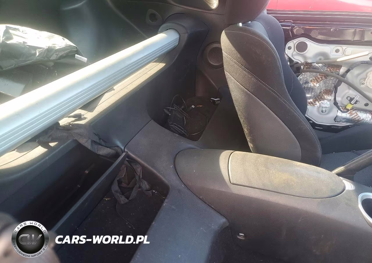 2015 Nissan 370Z Base VIN:JN1AZ4EHXFM441901 - 10
