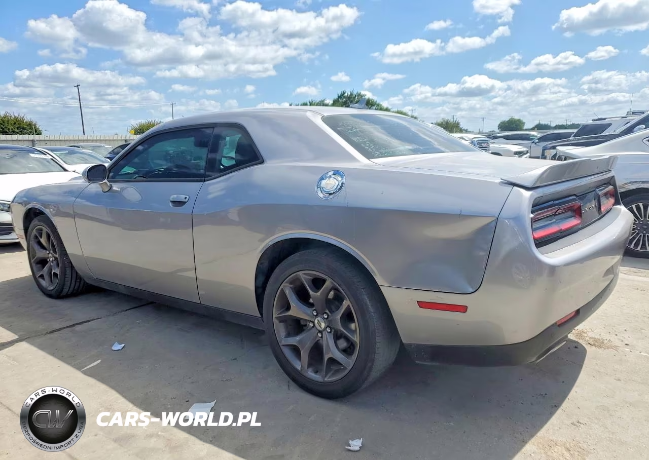 2018 Dodge Challenger Sxt VIN:2C3CDZAG2JH259382 - 2