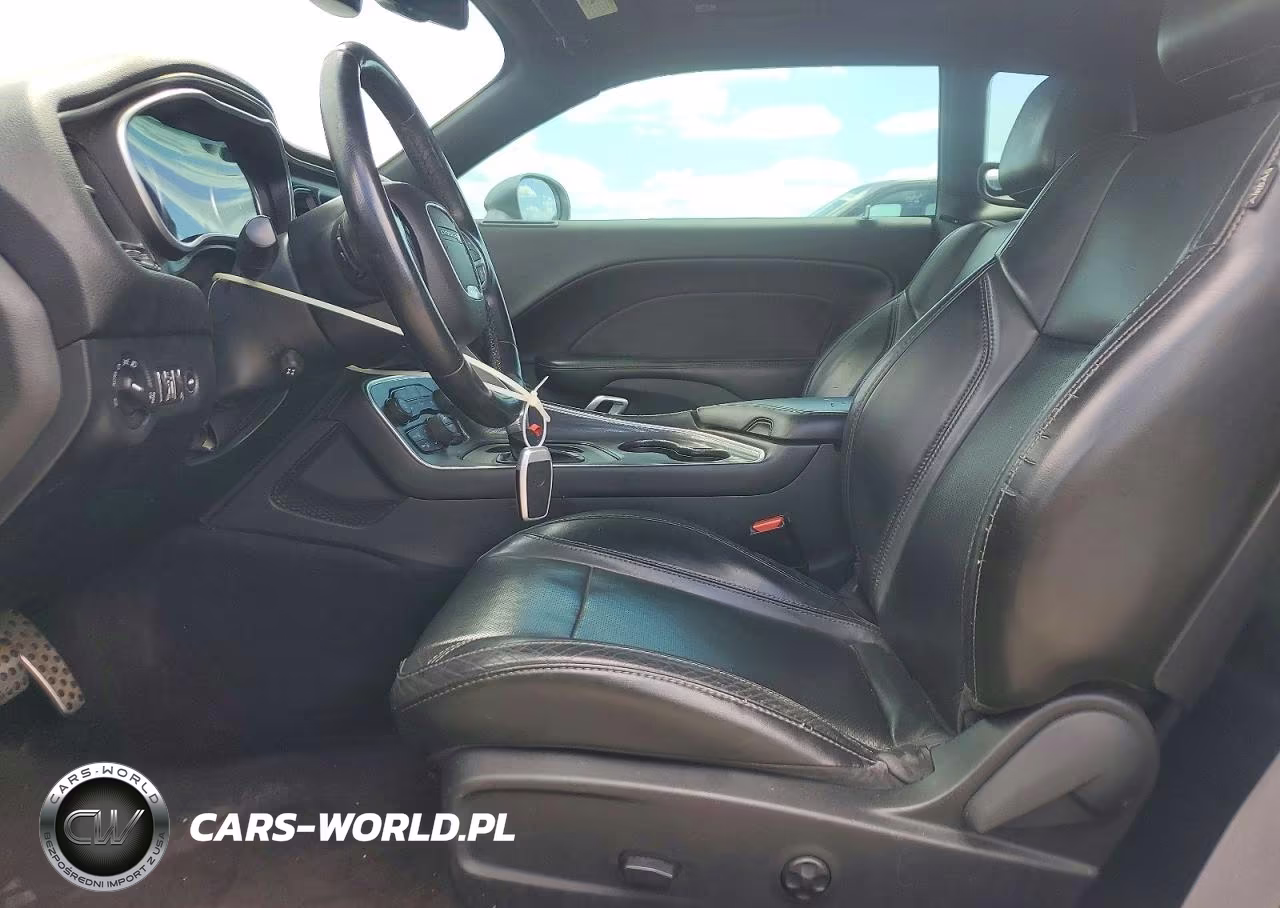 2018 Dodge Challenger Sxt VIN:2C3CDZAG2JH259382 - 7