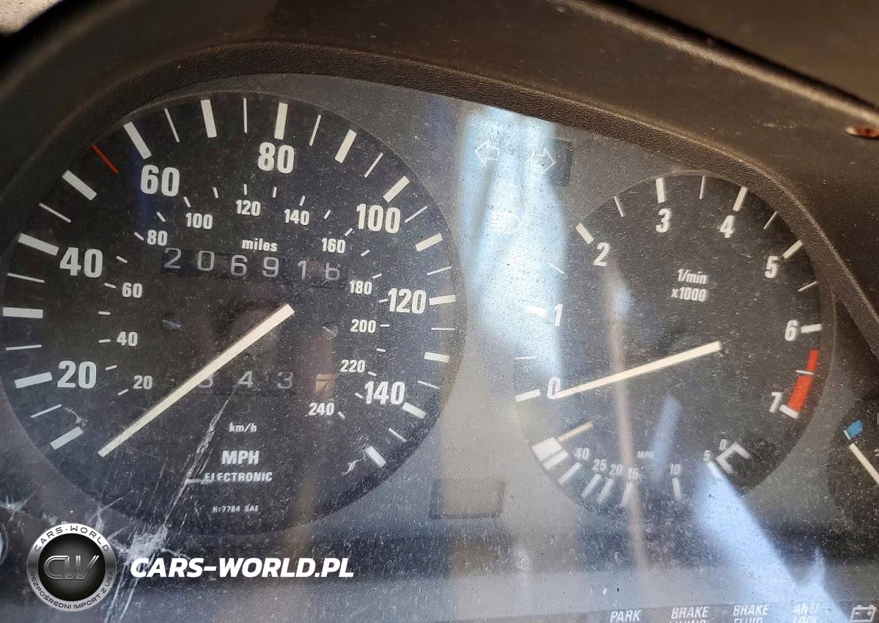 1990 BMW 325 I Automatic VIN:WBAAD2310LED27790 - 9
