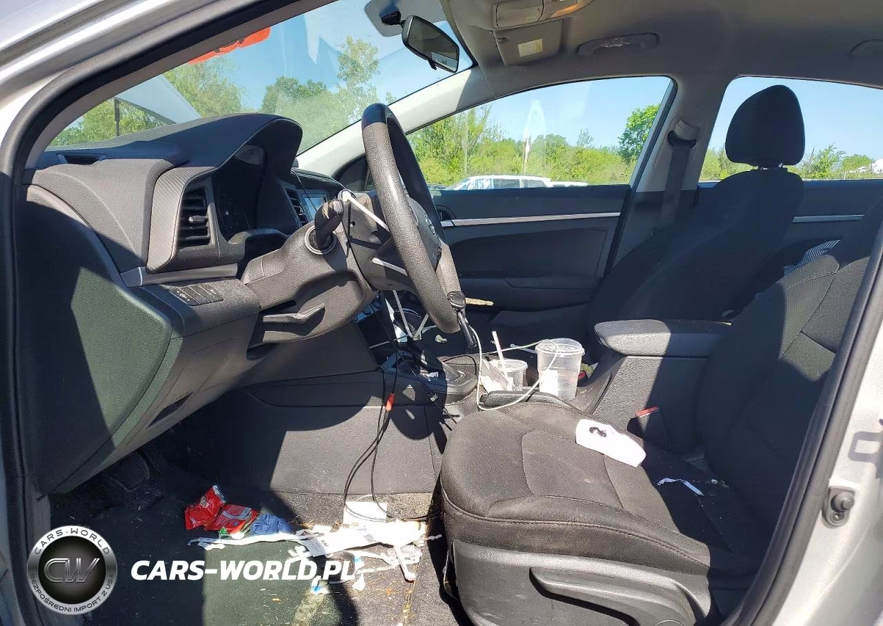 2019 Hyundai Elantra Se VIN:5NPD74LF3KH436867 - 7