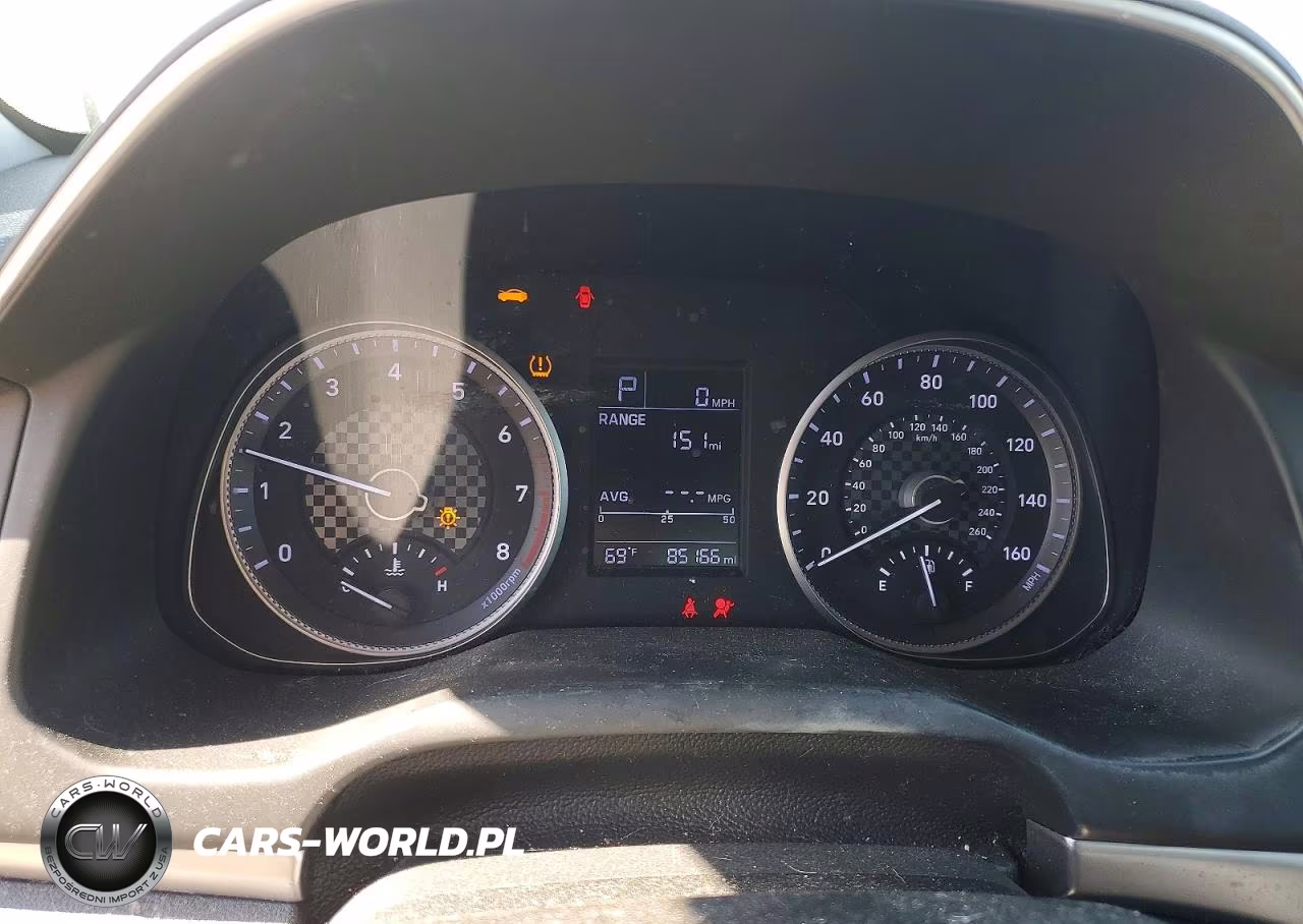 2019 Hyundai Elantra Se VIN:5NPD74LF3KH436867 - 9