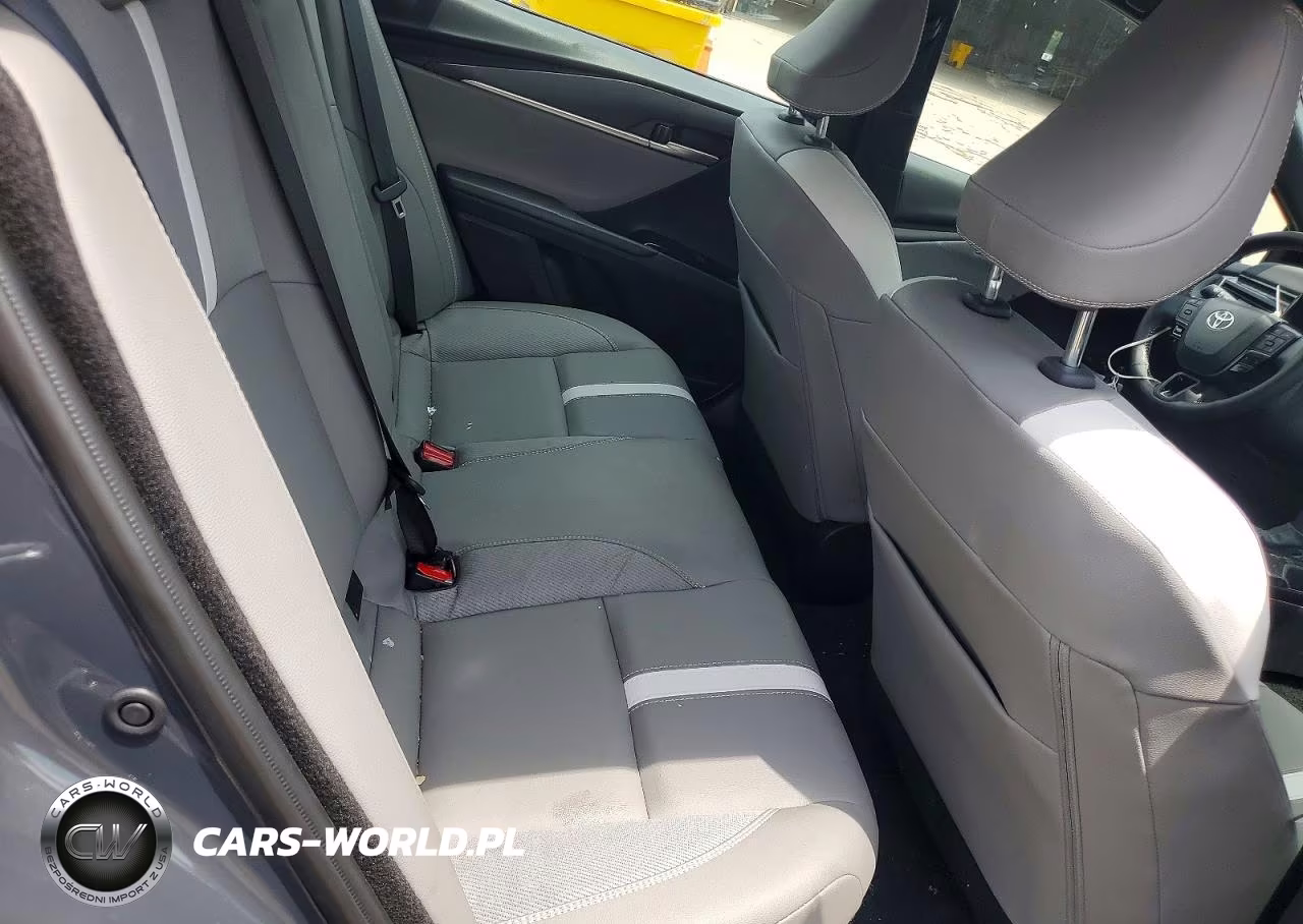 2026 Toyota Camry Se VIN:4T1DAACK4TU671360 - 10