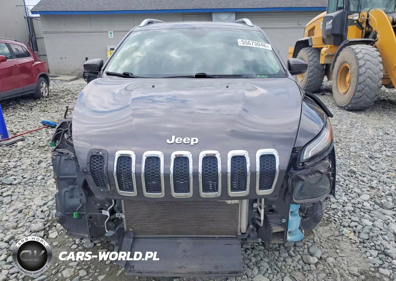 2017 Jeep Cherokee Latitude VIN:1C4PJLCB9HW663215 - 5
