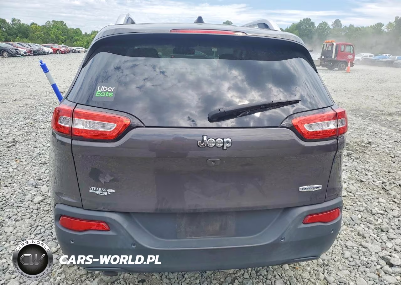 2017 Jeep Cherokee Latitude VIN:1C4PJLCB9HW663215 - 6