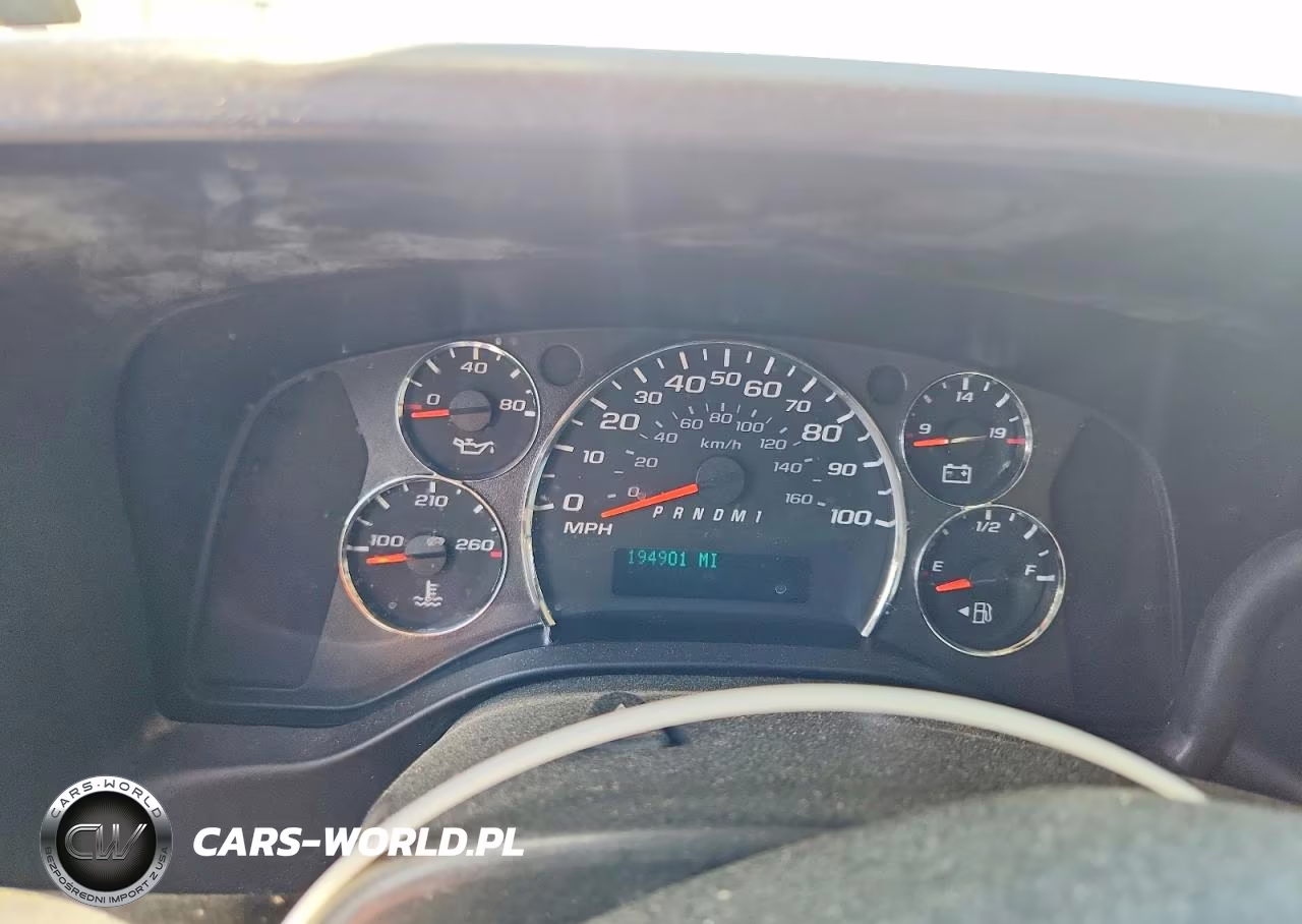 2011 Chevrolet Express G2500 VIN:1GCWGFCG0B1173046 - 9