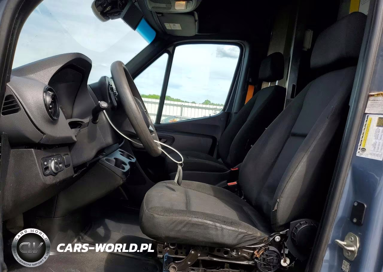 2021 Mercedes Benz Sprinter 2500 Delivery Van VIN:W1Y40CHY5MT071353 - 7