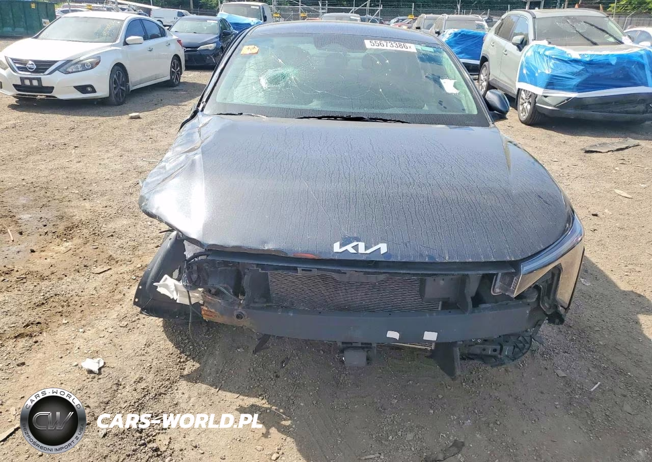 2025 Kia K4 Lxs VIN:3KPFT4DEXSE021124 - 11