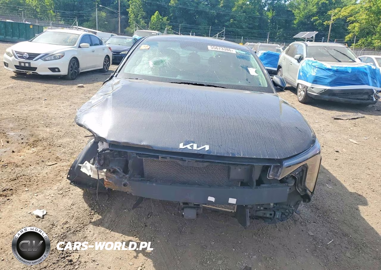 2025 Kia K4 Lxs VIN:3KPFT4DEXSE021124 - 5