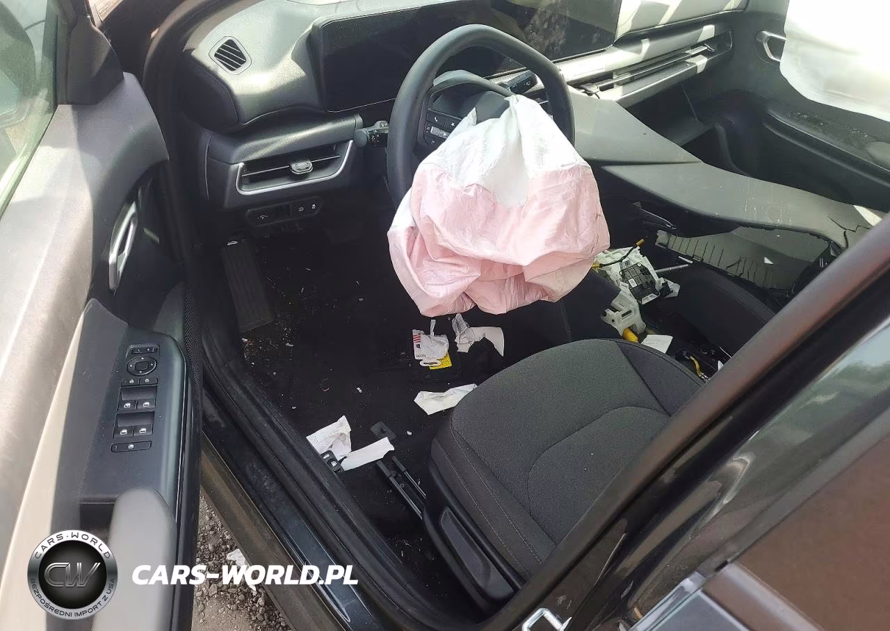 2025 Kia K4 Lxs VIN:3KPFT4DEXSE021124 - 8