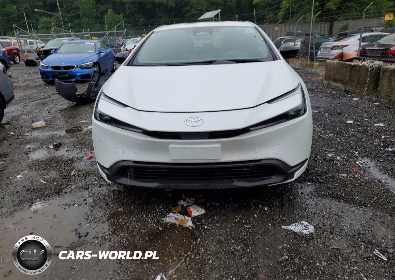 2026 Toyota Prius Le VIN:JTDACAAU4T3076715 - 5