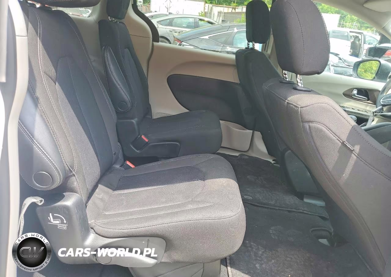 2023 Chrysler Voyager Lx VIN:2C4RC1CG4PR601036 - 10