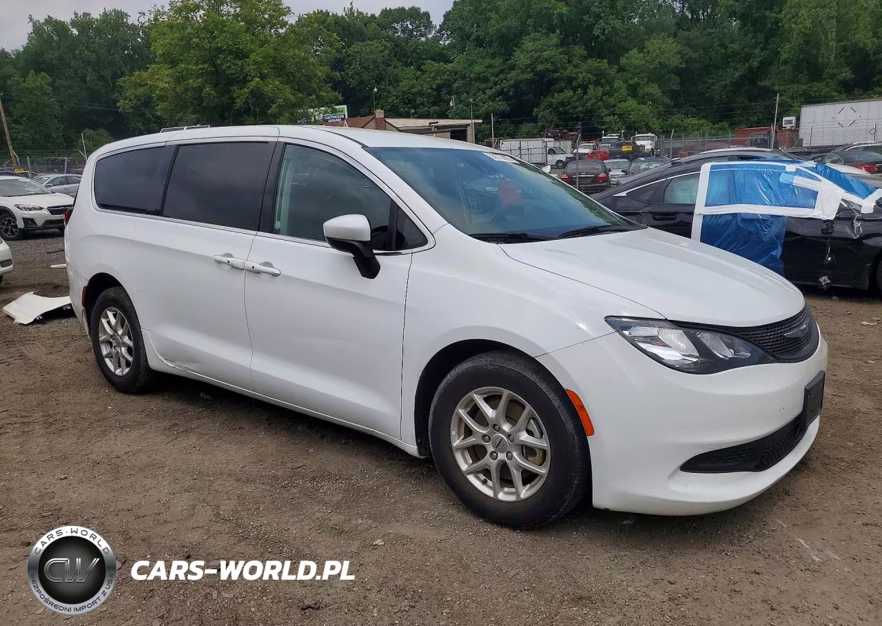 2023 Chrysler Voyager Lx VIN:2C4RC1CG4PR601036 - 4