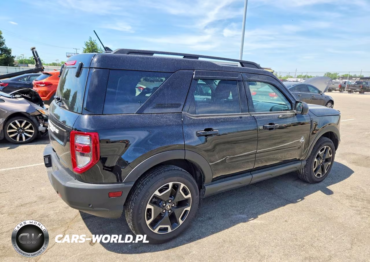 2021 Ford Bronco Sport Outer Banks VIN:3FMCR9C68MRB40743 - 3
