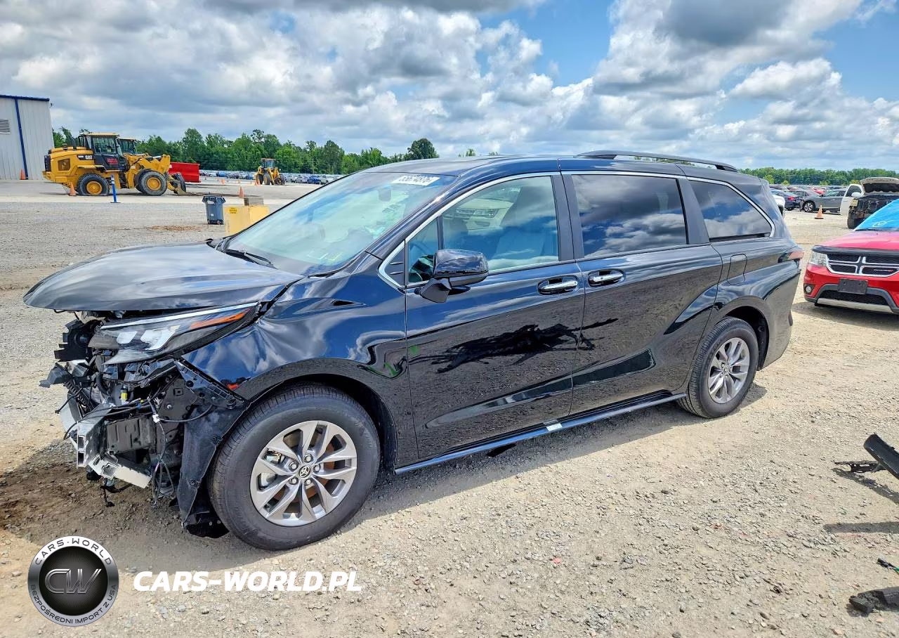 2026 Toyota Sienna Xle 8-Passenger – zdjęcie 1 z 13