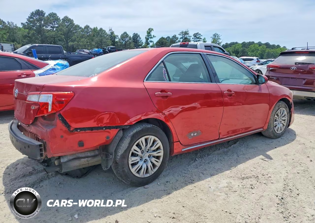 2014 Toyota Camry Le VIN:4T1BF1FK3EU743690 - 3