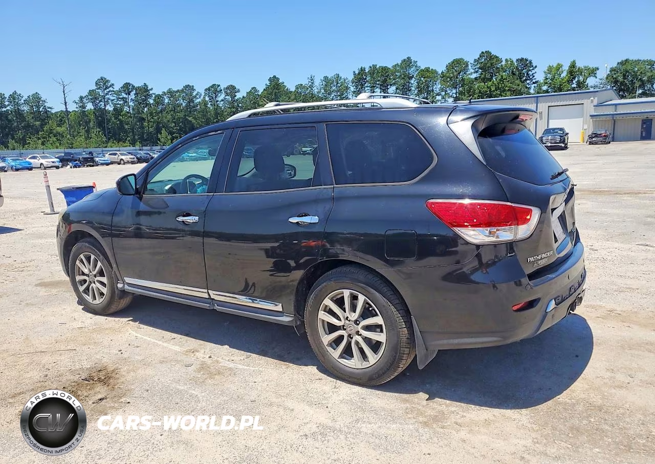 2015 Nissan Pathfinder VIN:5N1AR2MN6FC663622 - 2