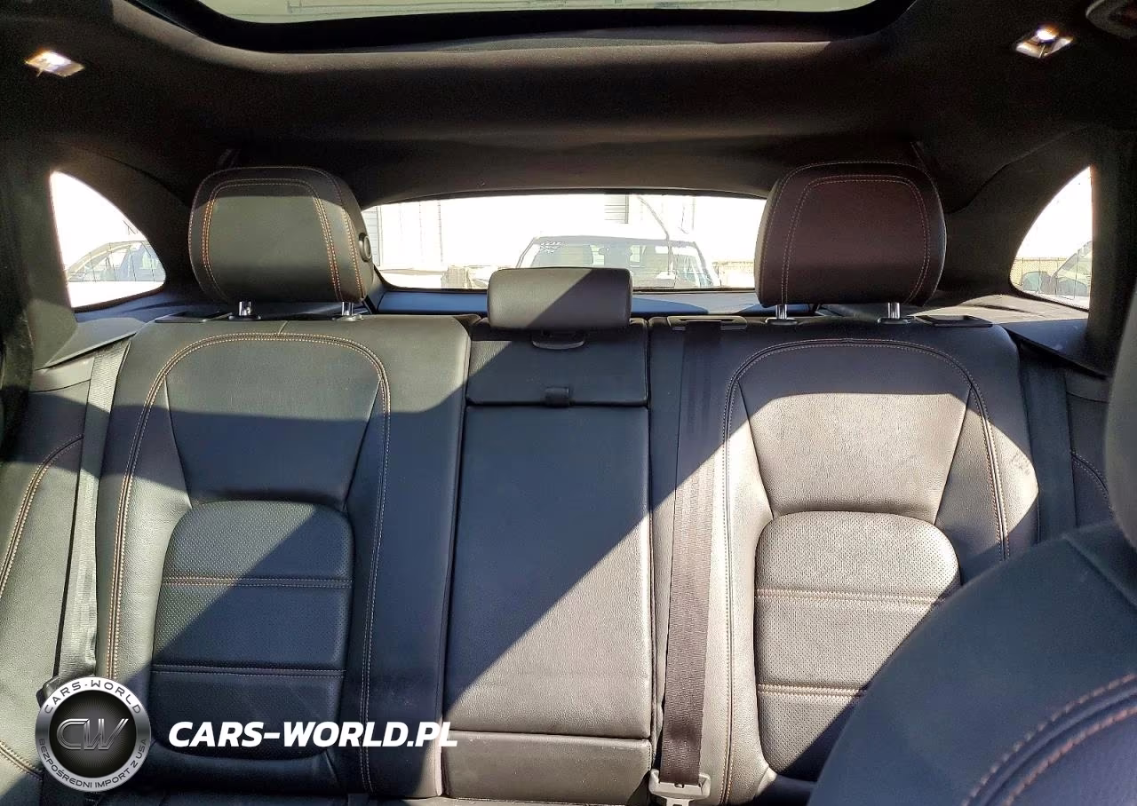 2018 Jaguar F-Pace Prestige VIN:SADCK2FX0JA324122 - 10