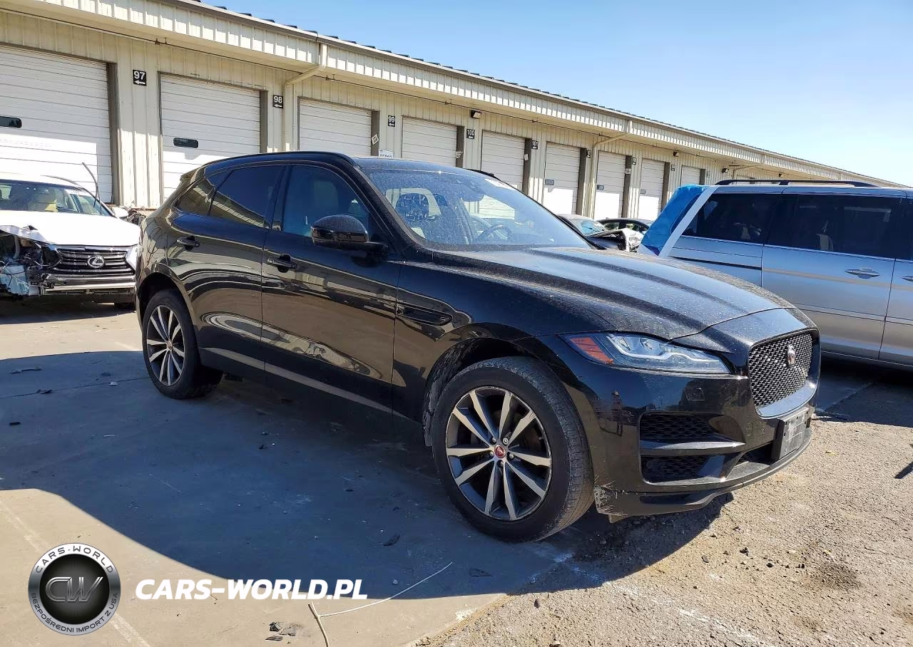 2018 Jaguar F-Pace Prestige VIN:SADCK2FX0JA324122 - 4
