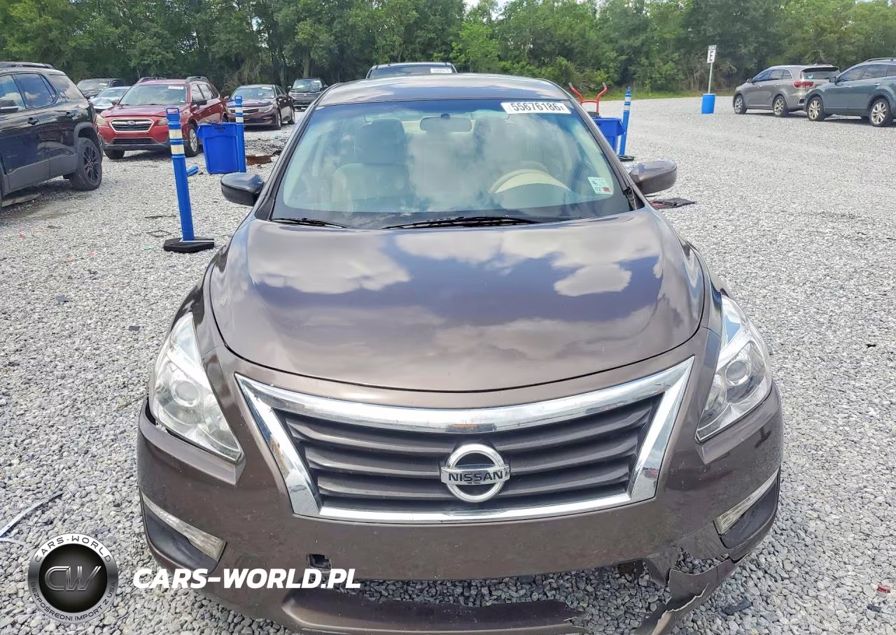 2015 Nissan Altima 2.5 S VIN:1N4AL3AP9FN392373 - 5