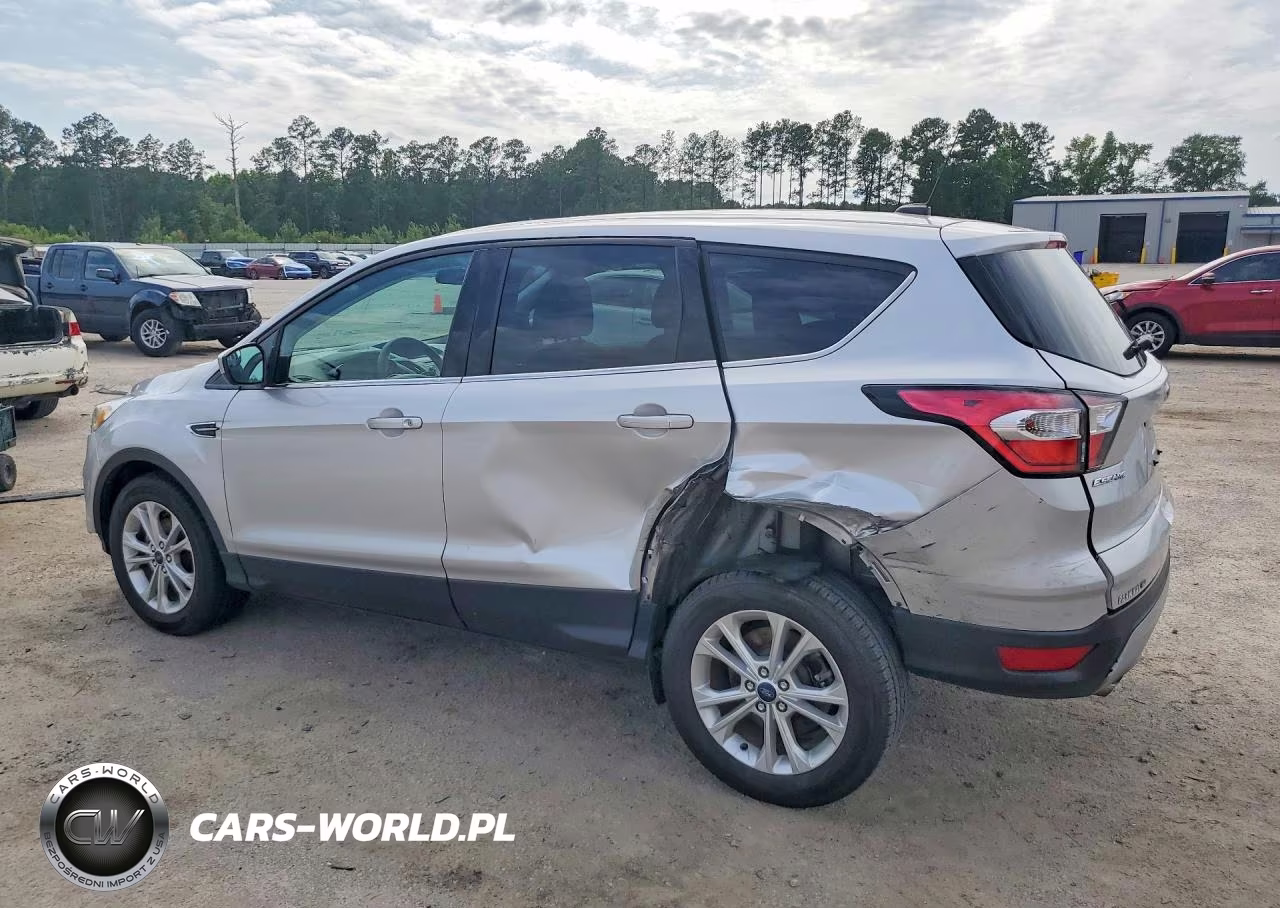 2017 Ford Escape Se VIN:1FMCU0GD7HUF01641 - 2
