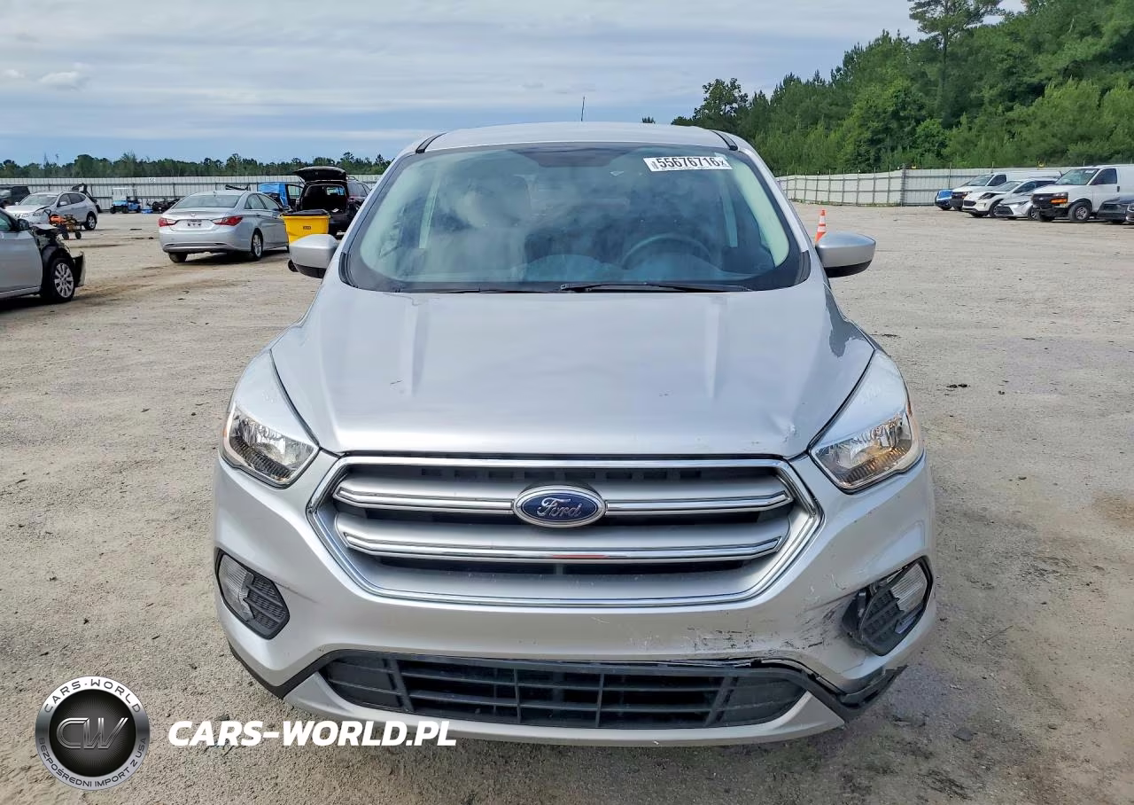 2017 Ford Escape Se VIN:1FMCU0GD7HUF01641 - 5