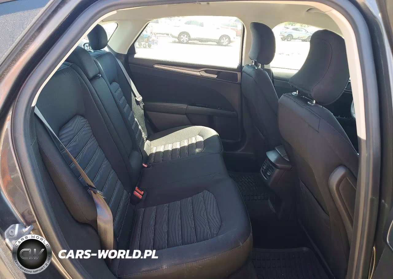 2016 Ford Fusion Se VIN:3FA6P0H70GR223498 - 10