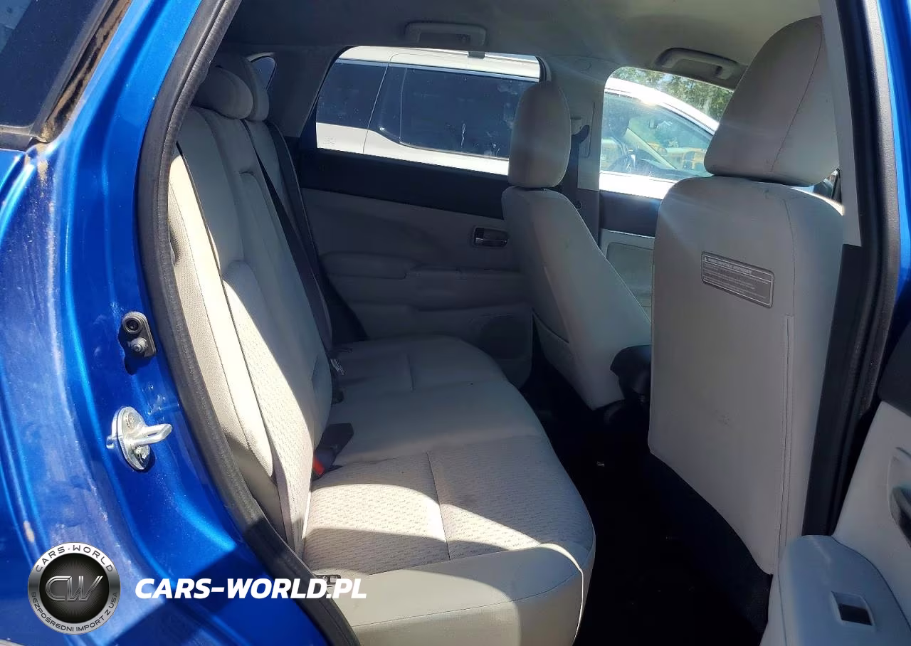 2017 Mitsubishi Outlander Sport Es VIN:JA4AR3AU3HZ010987 - 11