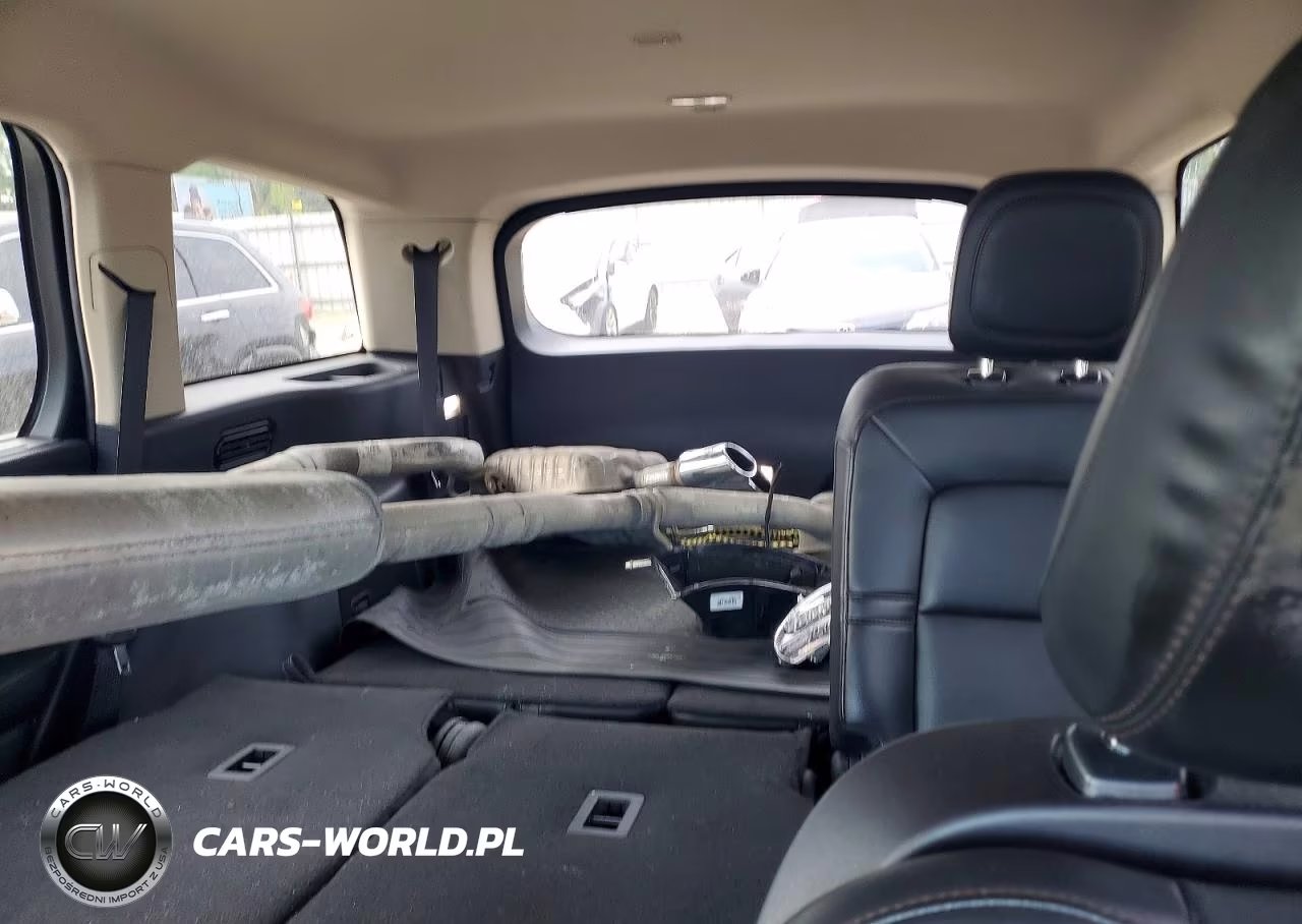 2022 Lincoln Aviator VIN:5LM5J0XCXNGL19402 - 10