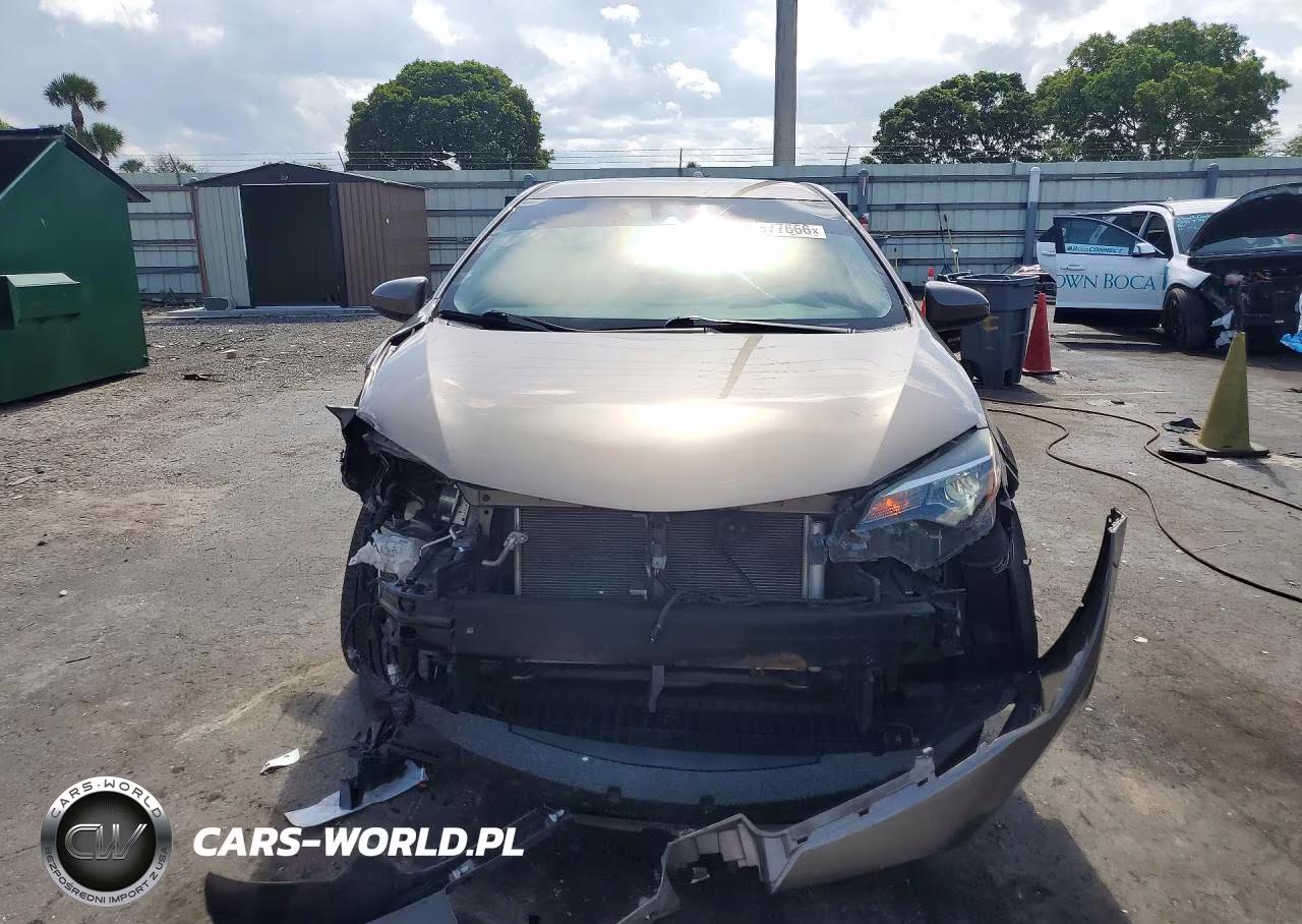 2019 Toyota Corolla Le VIN:2T1BURHE5KC233284 - 5