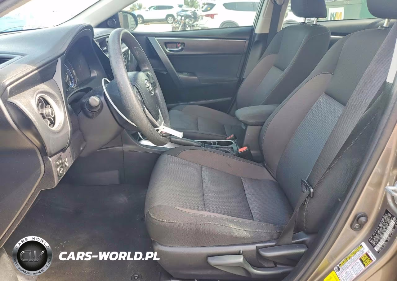 2019 Toyota Corolla Le VIN:2T1BURHE5KC233284 - 7