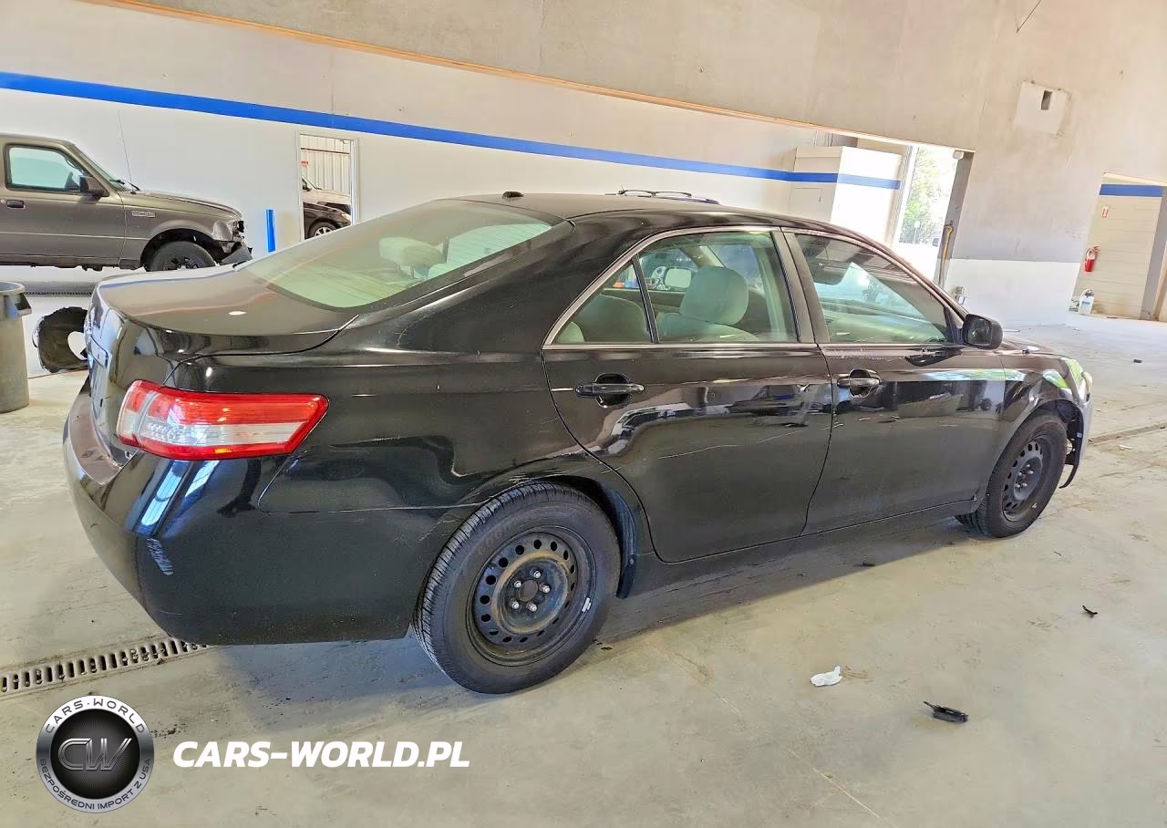 2010 Toyota Camry VIN:4T1BF3EK8AU031764 - 3