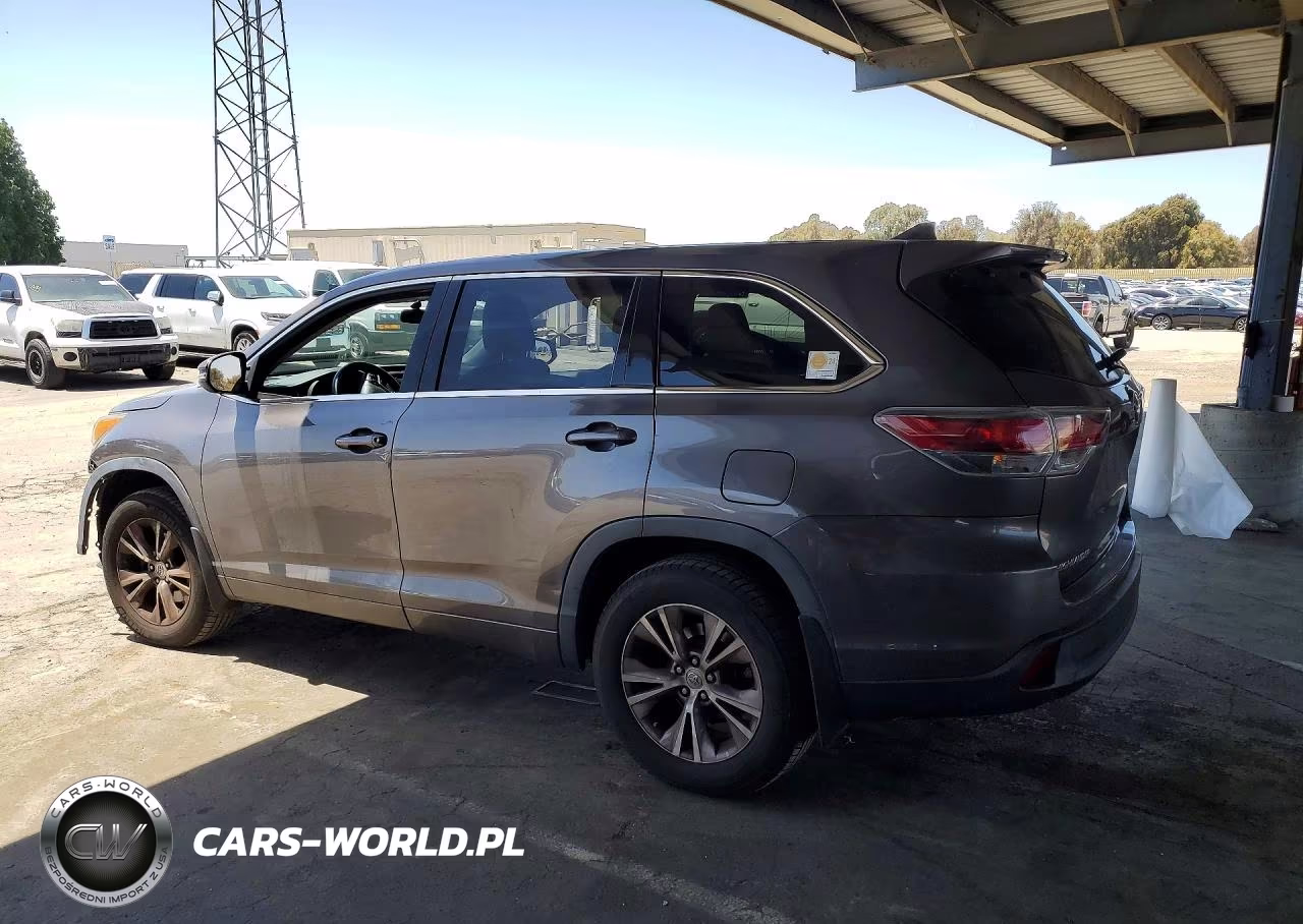 2015 Toyota Highlander Le Plus VIN:5TDBKRFH9FS170318 - 2