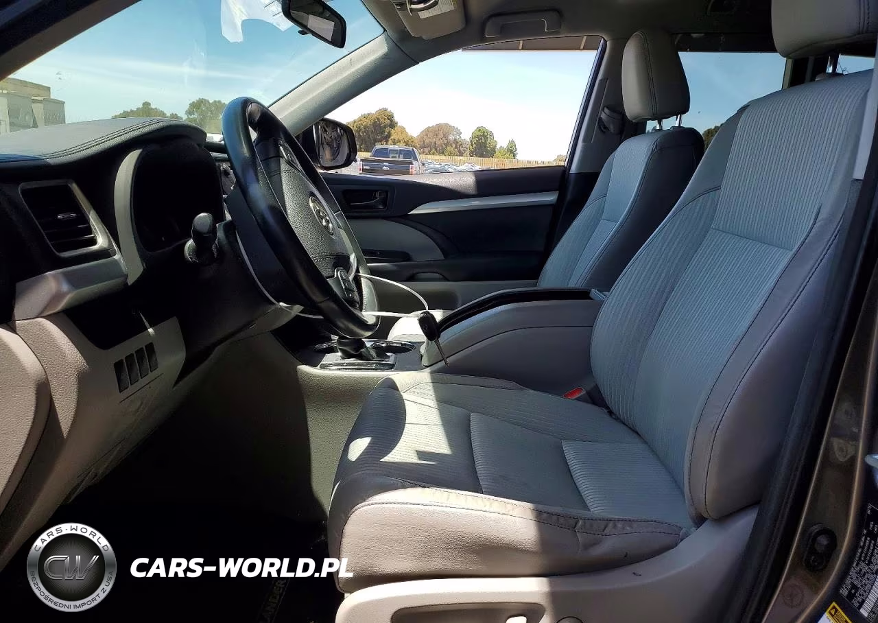 2015 Toyota Highlander Le Plus VIN:5TDBKRFH9FS170318 - 7