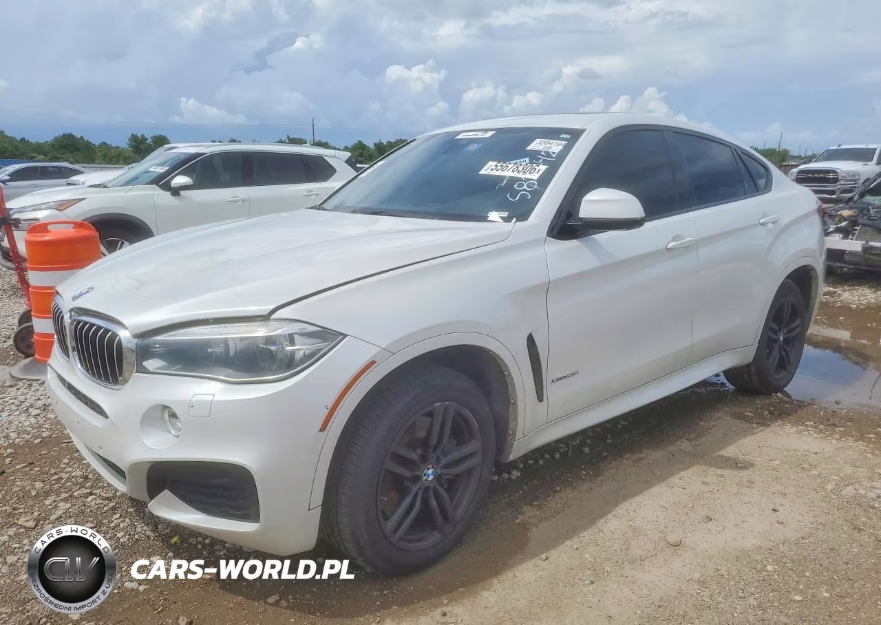 2016 BMW X6 xDrive50I