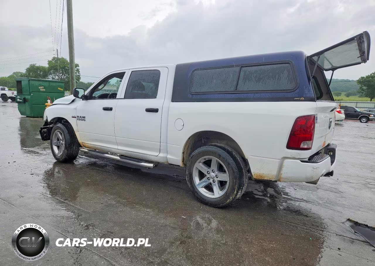 2018 Ram 1500 St VIN:3C6RR7KT3JG130596 - 2
