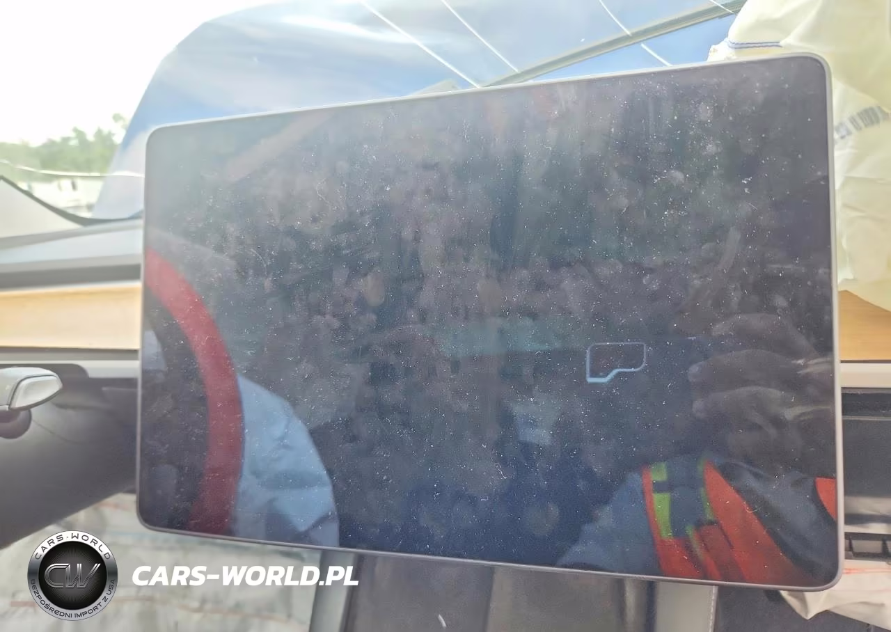 2021 Tesla Model 3 VIN:5YJ3E1EB2MF032678 - 9