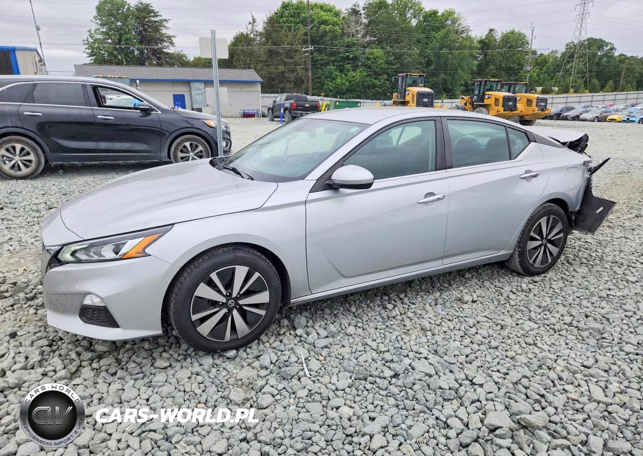 2022 Nissan Altima Sv – zdjęcie 1 z 12