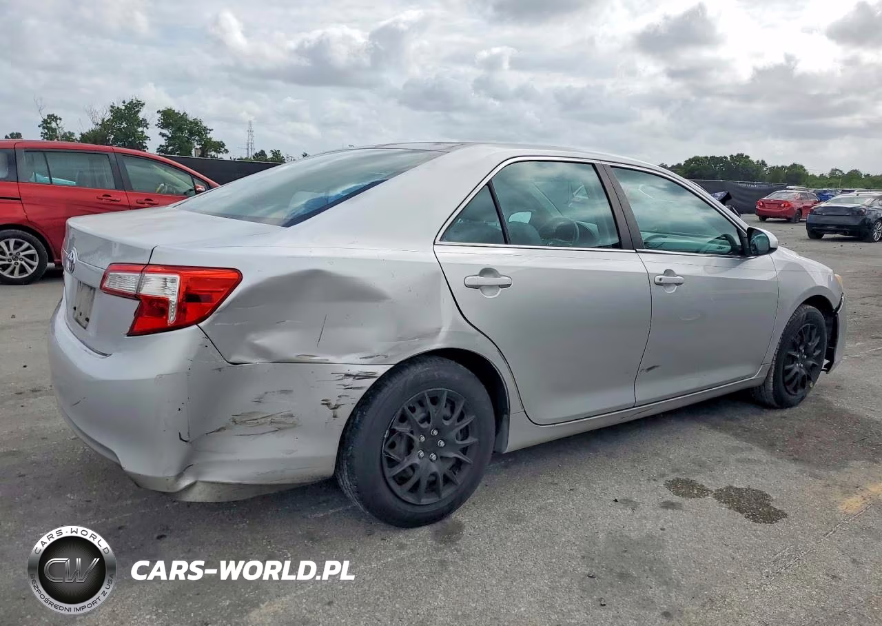 2014 Toyota Camry L VIN:4T1BF1FK7EU736208 - 3