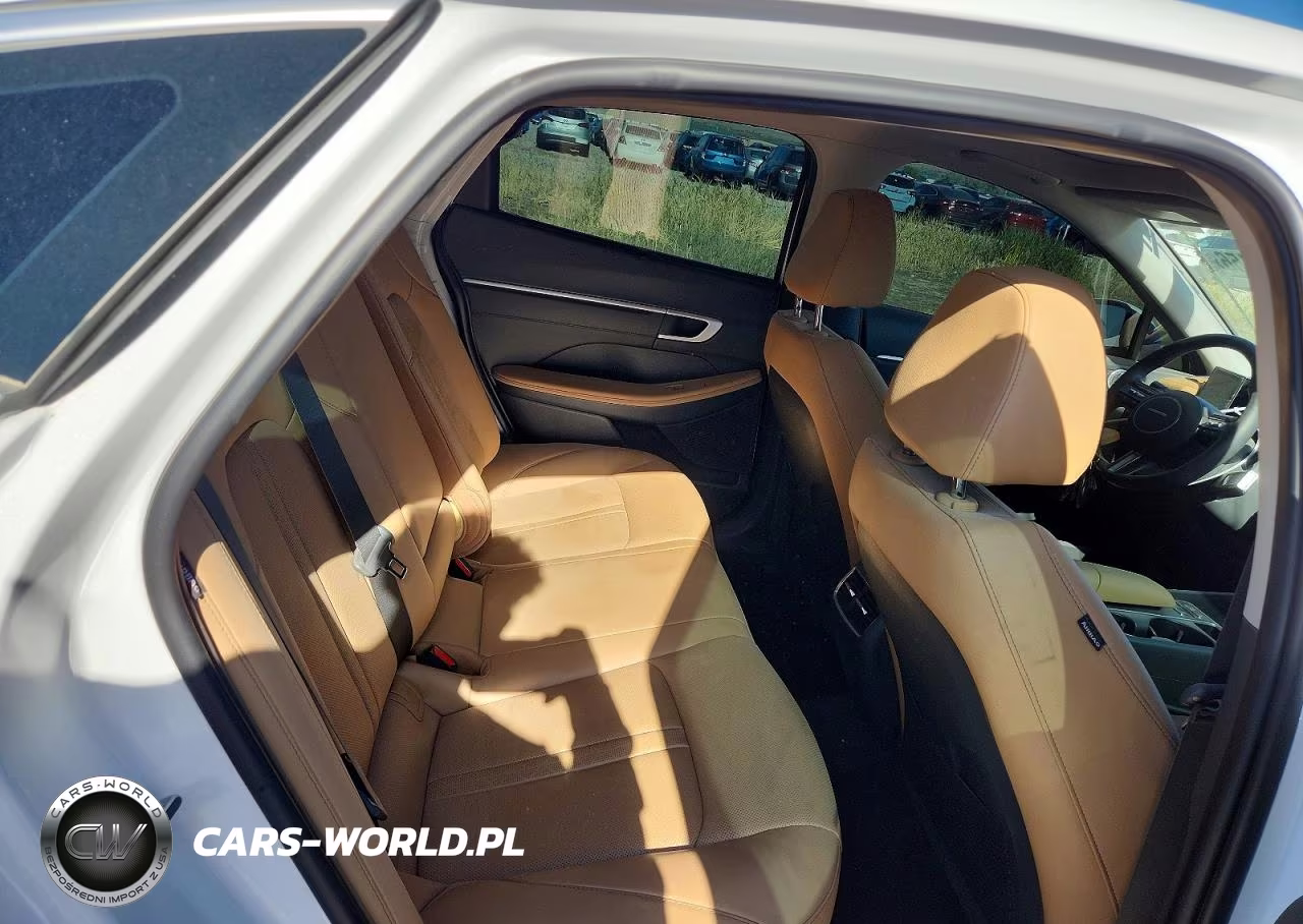 2025 Hyundai Sonata Hybrid Limited VIN:KMHL54JJ2SA109288 - 10
