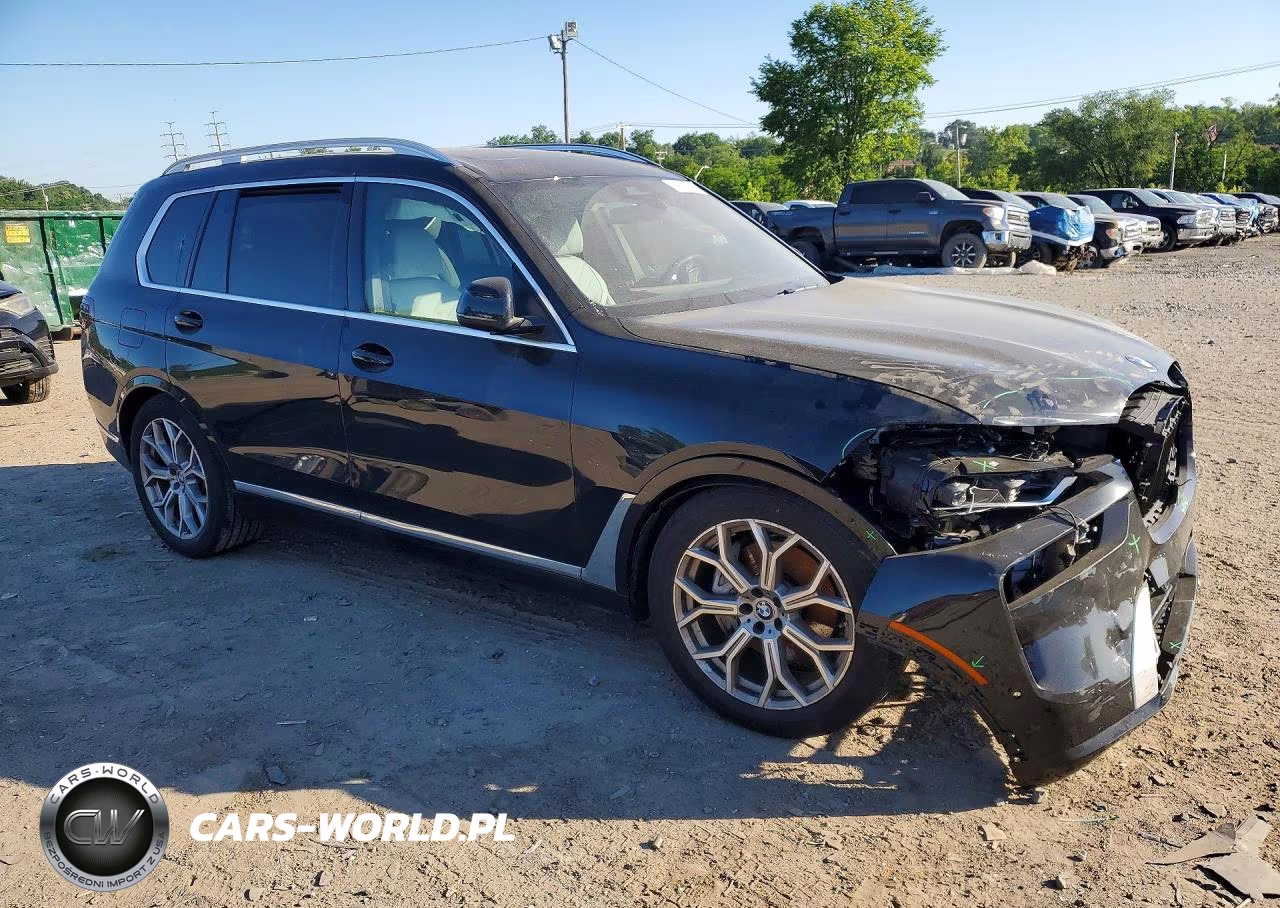 2025 BMW X7 xDrive40I VIN:5UX23EM06S9X68120 - 4