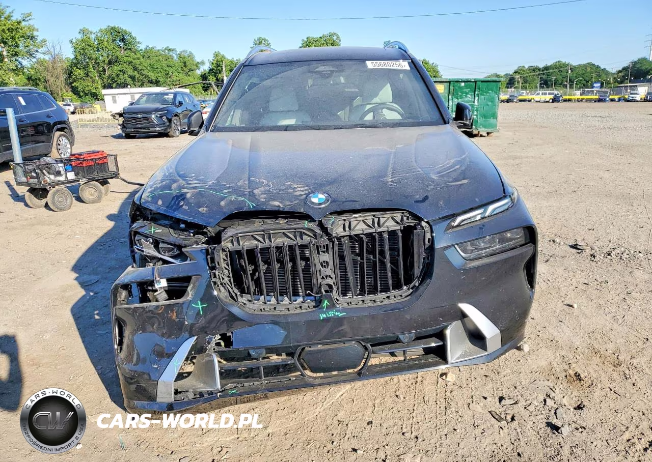2025 BMW X7 xDrive40I VIN:5UX23EM06S9X68120 - 5