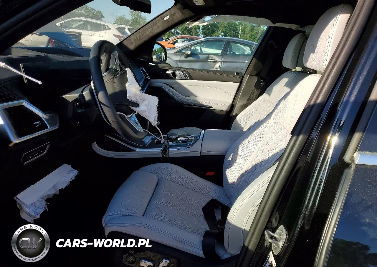 2025 BMW X7 xDrive40I VIN:5UX23EM06S9X68120 - 7
