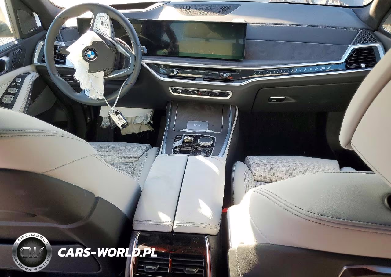 2025 BMW X7 xDrive40I VIN:5UX23EM06S9X68120 - 8