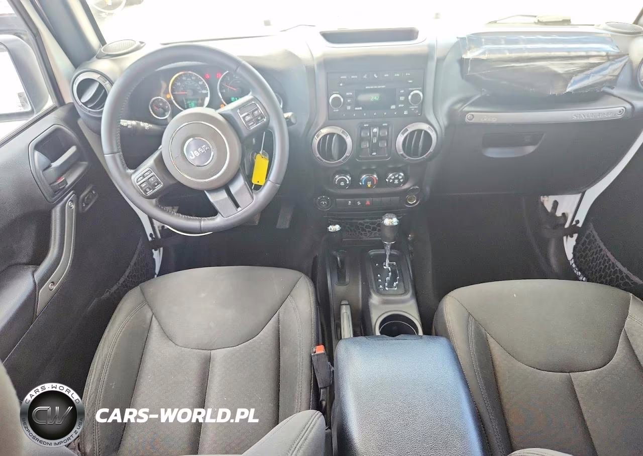 2016 Jeep Wrangler Unlimited Sport VIN:1C4BJWDG5GL160318 - 8