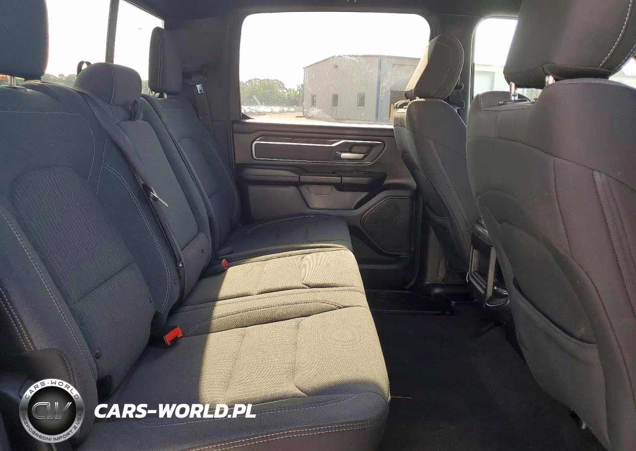 2019 Ram 1500 Big Horn VIN:1C6RREFG2KN641971 - 10