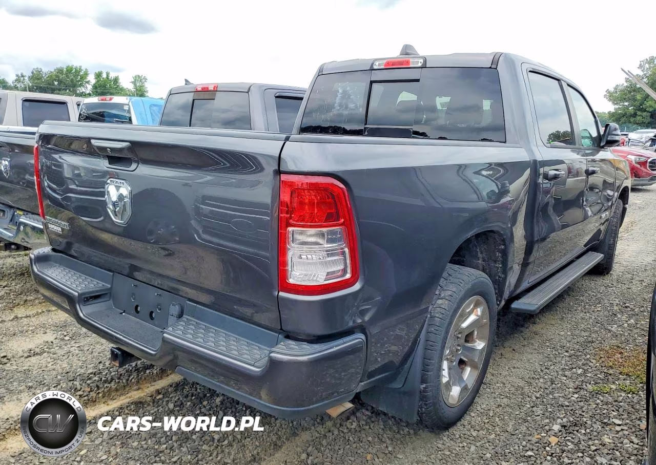 2019 Ram 1500 Big Horn VIN:1C6RREFG2KN641971 - 3