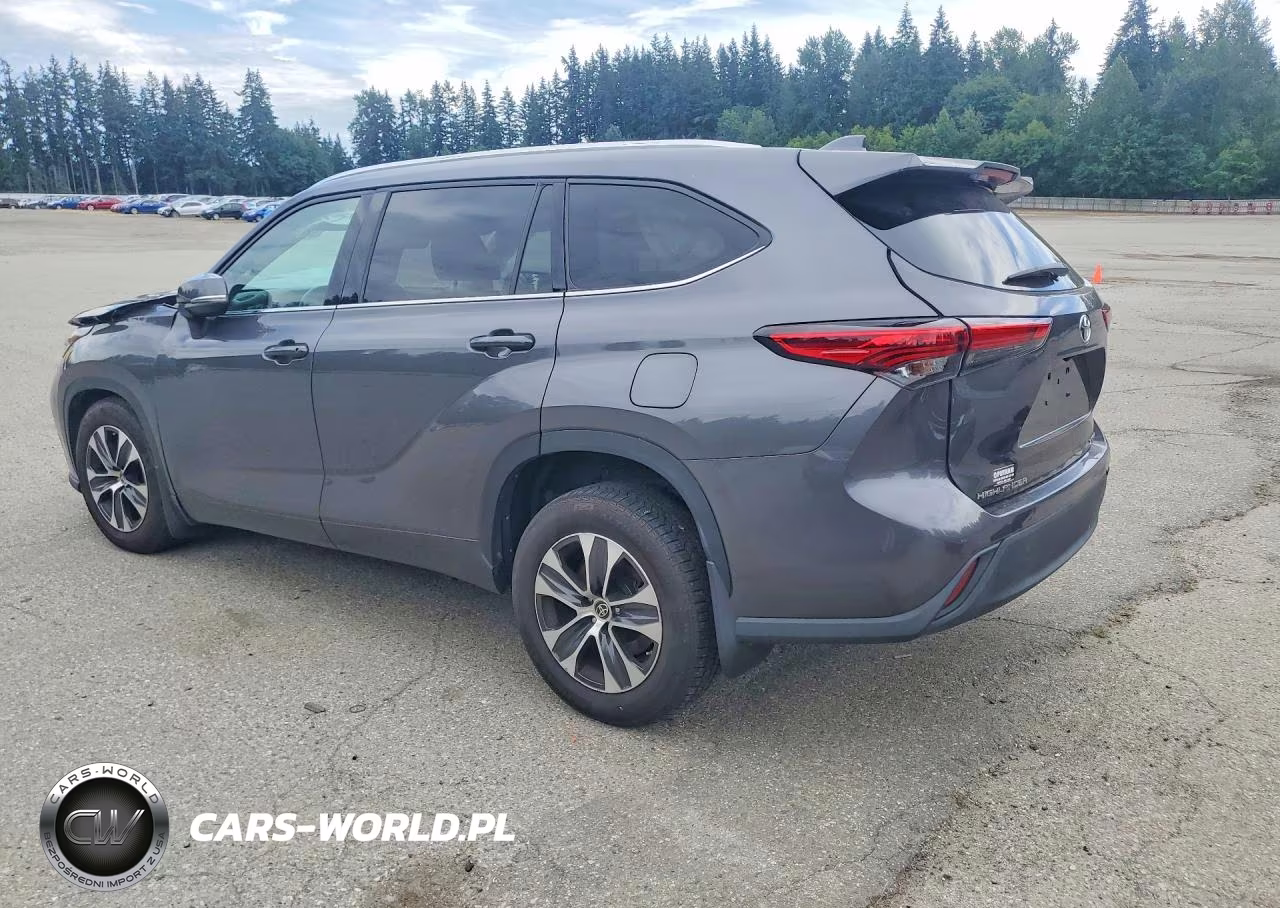 2021 Toyota Highlander Xle VIN:5TDGZRBH1MS130061 - 2