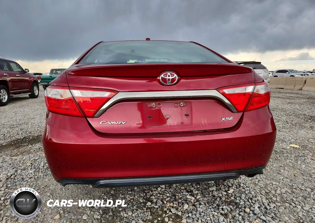 2015 Toyota Camry Xse VIN:4T1BF1FK2FU875356 - 6